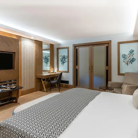 Susesi Luxury Resort